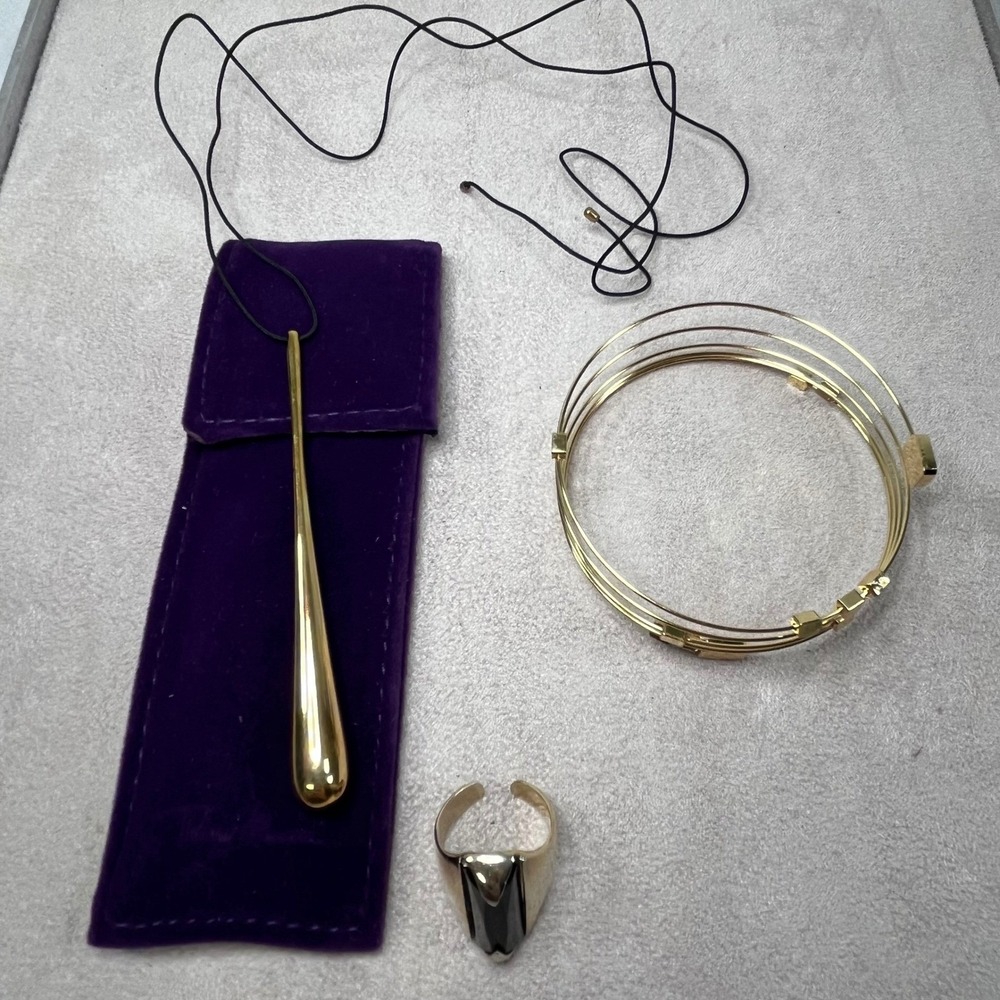 Thierry Mugler Alien Fragrance Jewelry Set Bracelet Ring Teardrop Necklace Gold